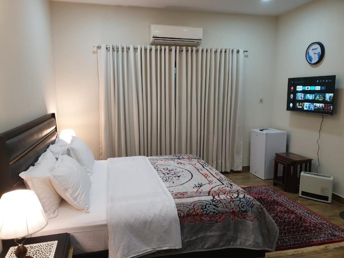 Alpha Guest House Rawalpindi Bagian luar foto