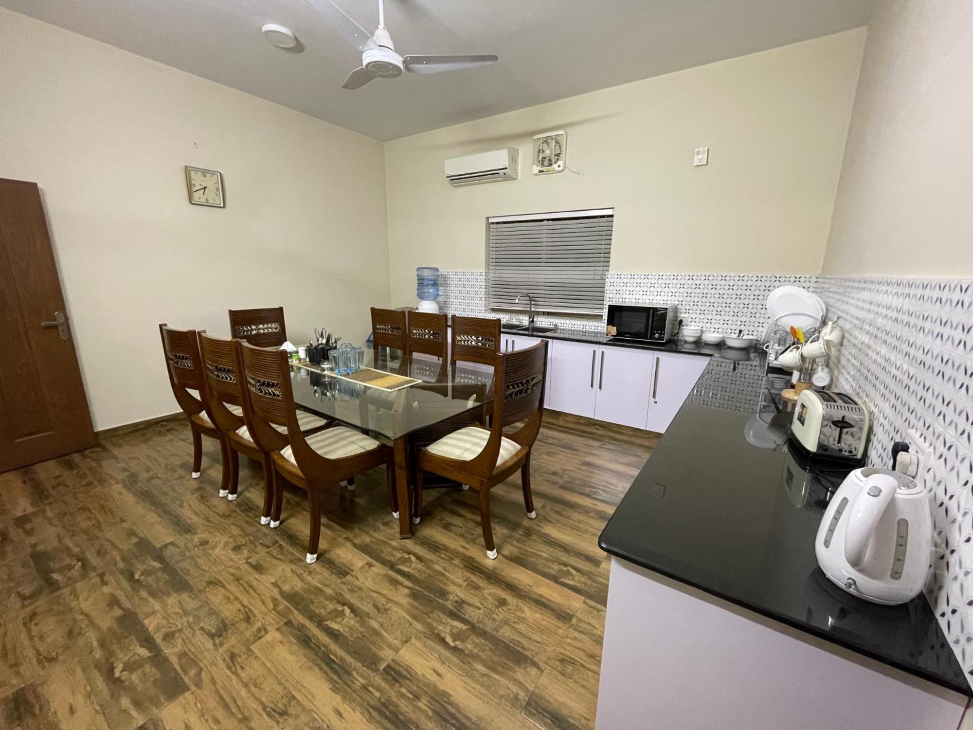 Alpha Guest House Rawalpindi Bagian luar foto