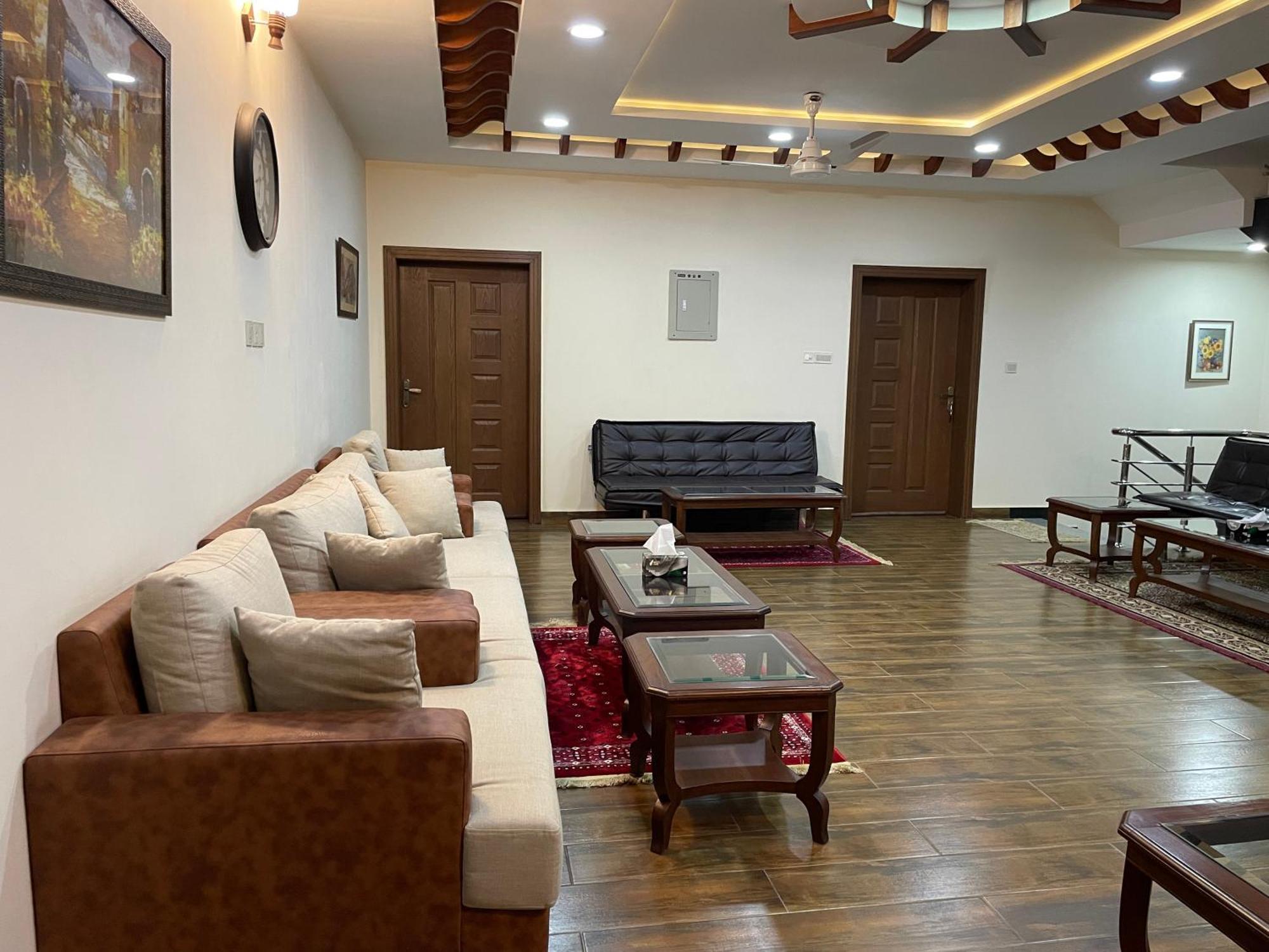 Alpha Guest House Rawalpindi Bagian luar foto