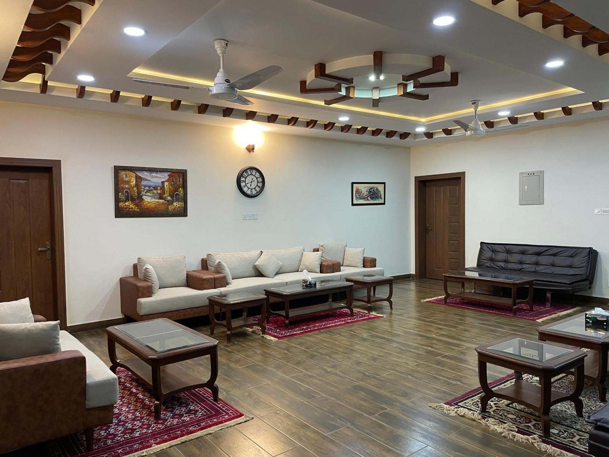 Alpha Guest House Rawalpindi Bagian luar foto