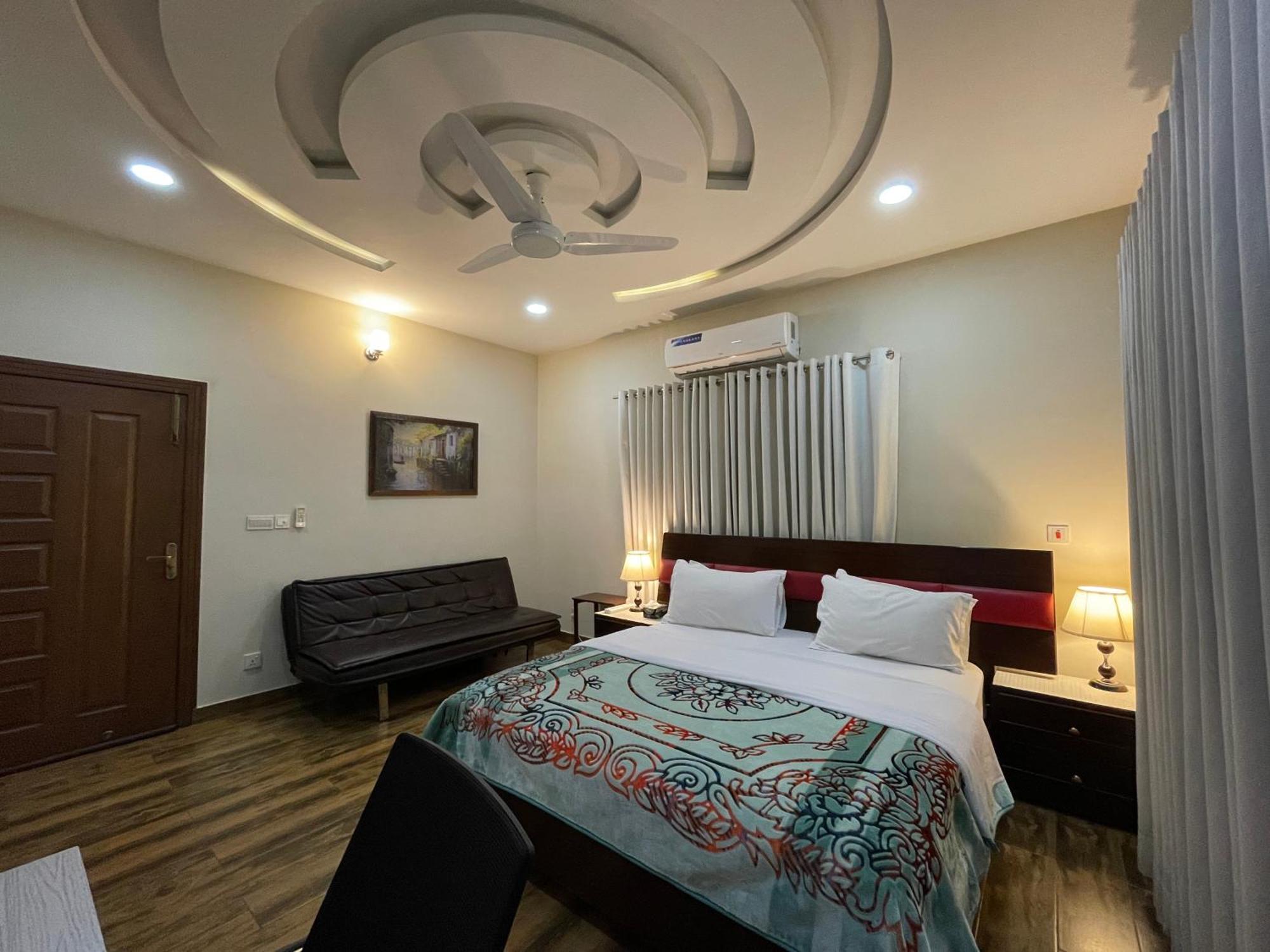 Alpha Guest House Rawalpindi Bagian luar foto